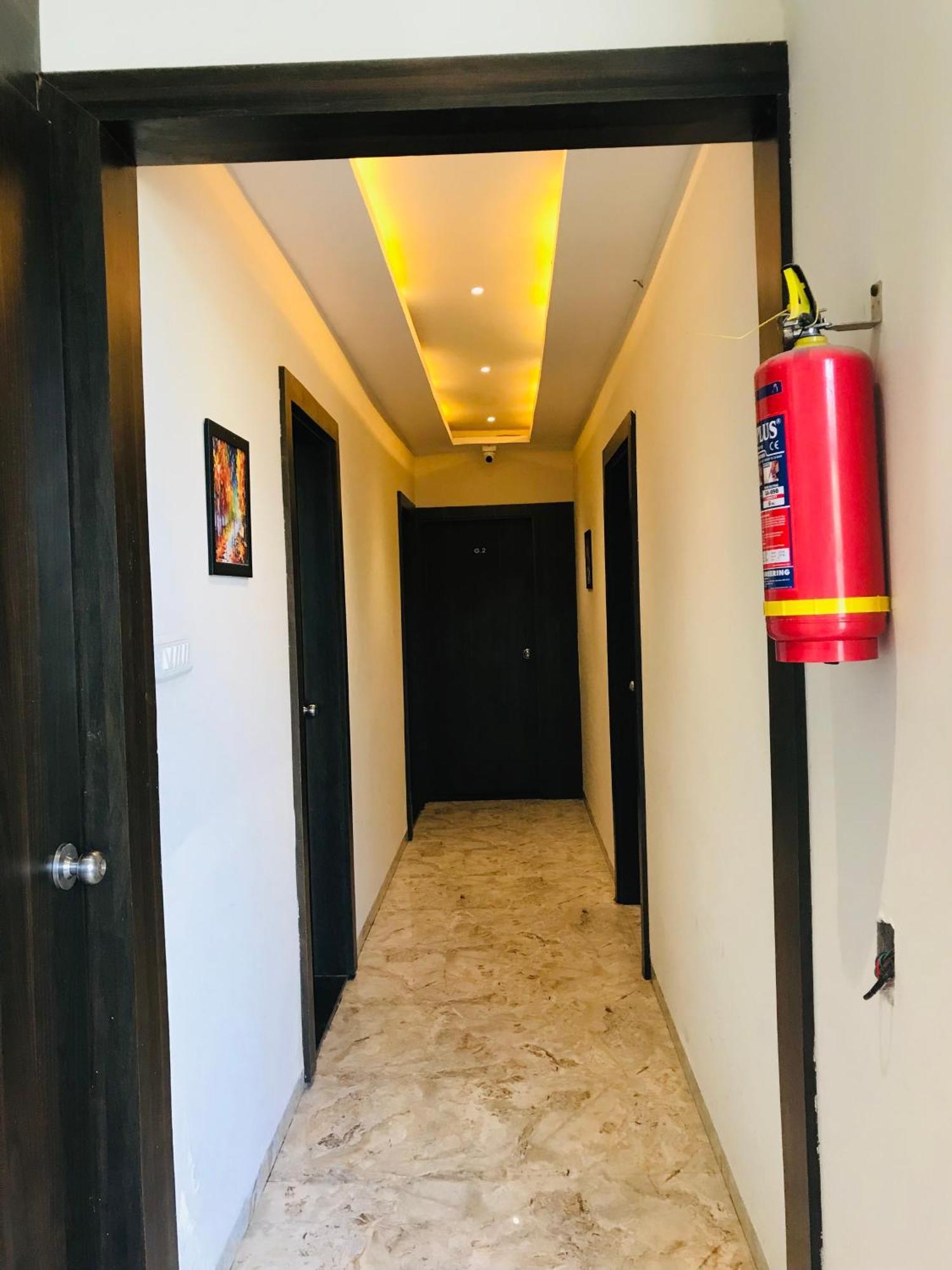 Hotel Divine Indore Luaran gambar